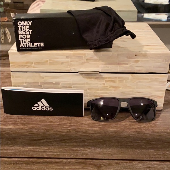 wayfinder sunglasses